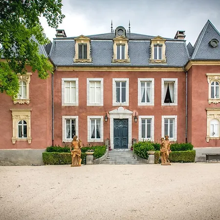 Chateau De Barsous בית הארחה *