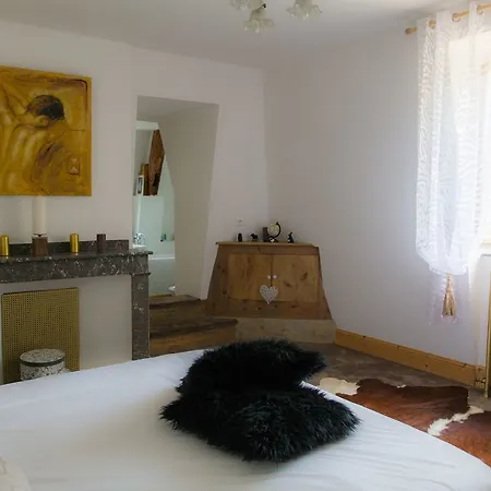 Chateau De Barsous Guest house *