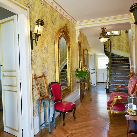 Chateau De Barsous Guest house Saint-Bertrand-de-Comminges